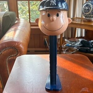 12” Pez Collectors Dispenser: NY YANKEE Baseball Cap Figurine - Blue